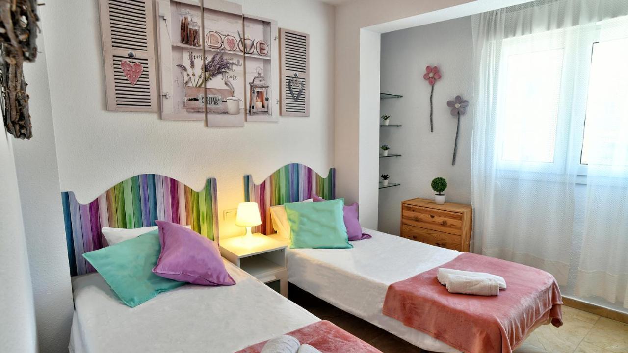 Apartamentos Morgan Málaga Dış mekan fotoğraf