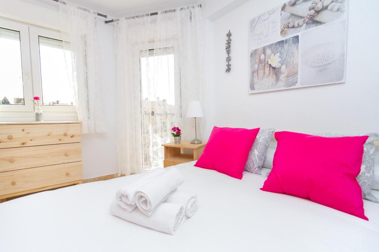 Apartamentos Morgan Málaga Dış mekan fotoğraf