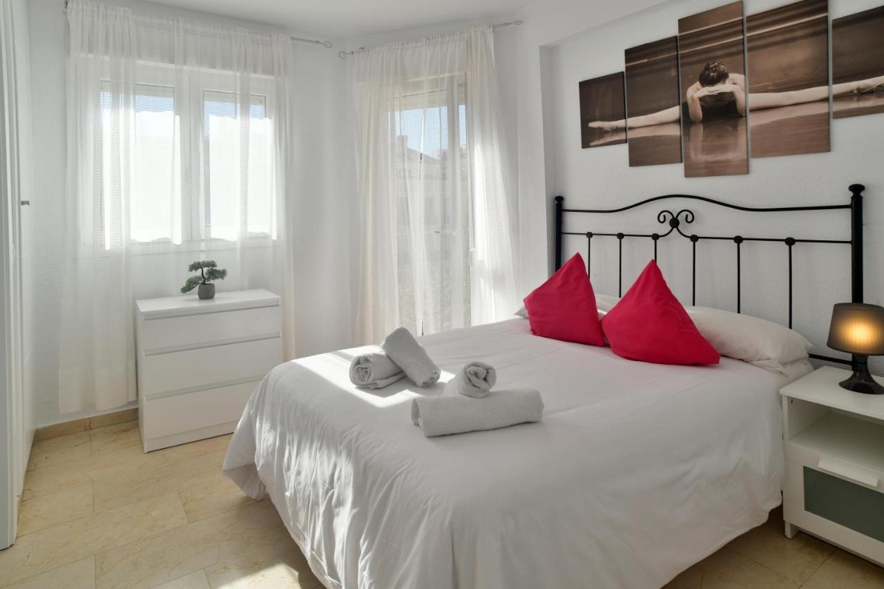 Apartamentos Morgan Málaga Dış mekan fotoğraf